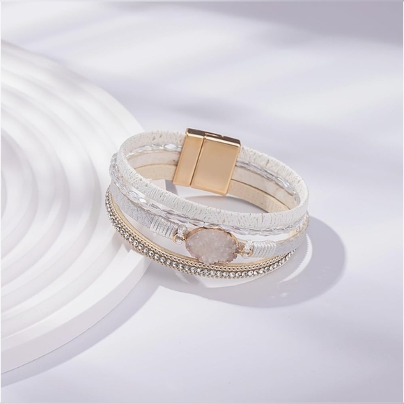 1 LEFT! White Faux Druzy Faux Leather Magnetic Multi-layered Bracelet - Picture 5 of 7